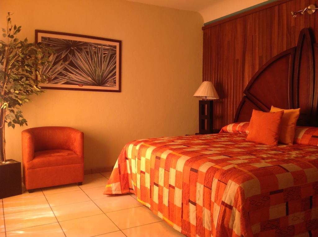 Hotel Plaza Rubio Amatitan Quarto foto
